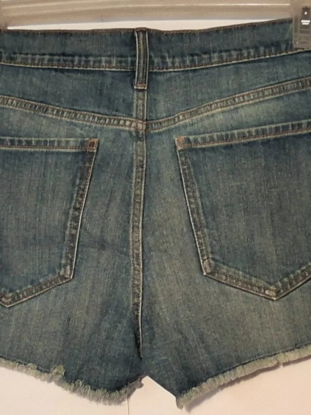 Women's Old Navy Boyfriend Medium Wash Denim Jean Shorts